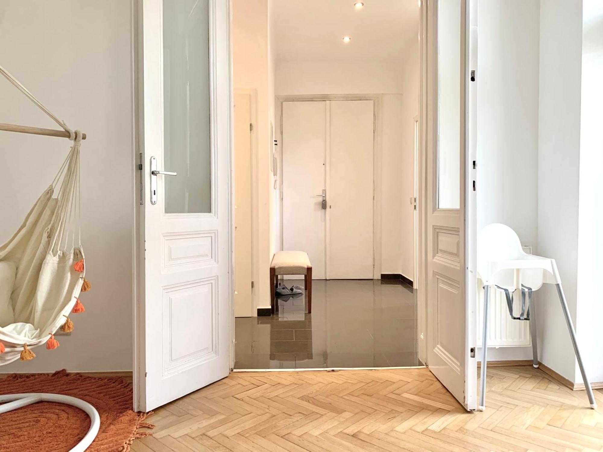 Apartament Bamboo : A Cozy Family Haven In Vienna's 9th District *